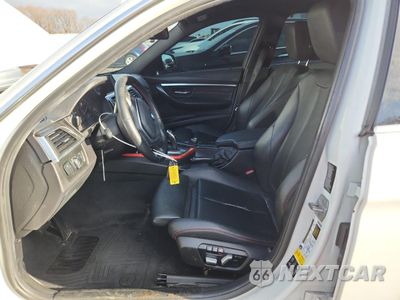 Zdjęcie 7 z 12 samochodu: 2017 BMW 330 XI VIN:WBA8D9G37HNU61431 - miniatura