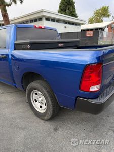Trzecie zdjęcie samochodu z tyłu: 2017 RAM 1500 ST VIN:1C6RR7KG7HS547421 - miniatura