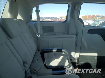 Zdjęcie 11 z 16 samochodu: 2018 DODGE GRAND CARAVAN SE VIN:2C7WDGBG6KR793804 - miniatura