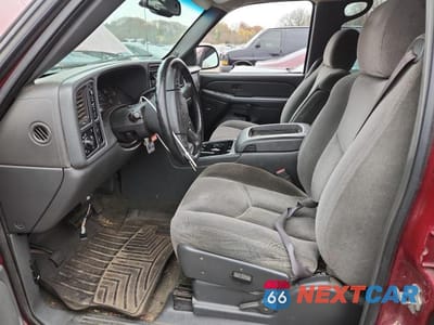 Zdjęcie 7 z 12 samochodu: 2005 CHEVROLET SILVERADO K1500 VIN:2GCEK13T451217025 - miniatura