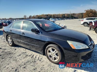 Czwarte zdjęcie samochodu z boku: 2006 HONDA ACCORD EX VIN:1HGCM56846A163802 - miniatura