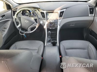 Zdjęcie 8 z 12 samochodu: 2014 HYUNDAI SONATA HYBRID VIN:KMHEC4A47EA105153 - miniatura