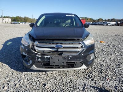 Piąte zdjęcie samochodu w środku: 2017 FORD ESCAPE SE VIN:1FMCU9GD7HUC39219 - miniatura