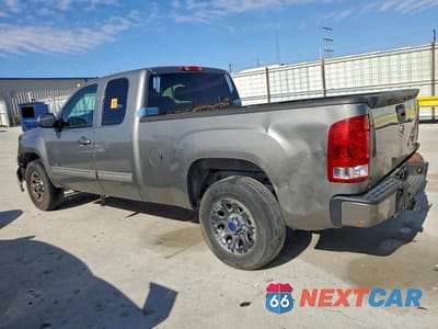 Drugie zdjęcie samochodu z przodu: 2008 GMC SIERRA VIN:1GTEC19J18Z173936 - miniatura