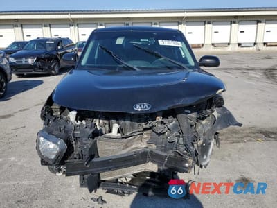 Piąte zdjęcie samochodu w środku: 2020 KIA SOUL LX VIN:KNDJ23AU3L7703346 - miniatura