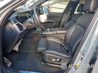 Zdjęcie 7 z 13 samochodu: 2024 BMW X7 M60I VIN:5UX33EM09R9T28892 - miniatura