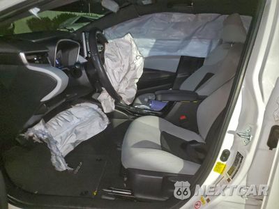 Zdjęcie 7 z 12 samochodu: 2020 TOYOTA COROLLA SE VIN:JTND4RBE7L3082519 - miniatura