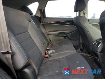 Zdjęcie 11 z 13 samochodu: 2019 KIA SORENTO L VIN:5XYPG4A34KG551992 - miniatura