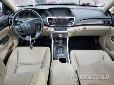 Zdjęcie 8 z 14 samochodu: 2014 HONDA ACCORD TOURING HYBRID VIN:1HGCR6F72EA006802 - miniatura