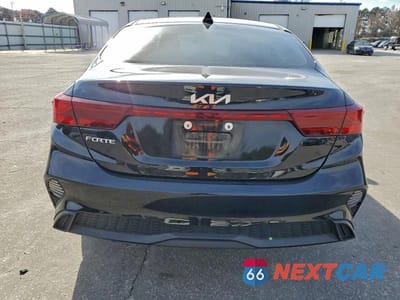 Zdjęcie 6 z 12 samochodu: 2023 KIA FORTE LX VIN:3KPF24AD8PE564591 - miniatura