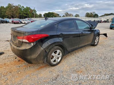 Trzecie zdjęcie samochodu z tyłu: 2013 HYUNDAI ELANTRA GLS VIN:5NPDH4AE1DH331853 - miniatura