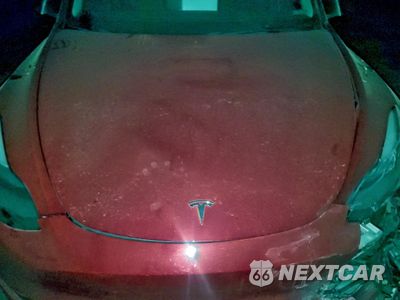 Zdjęcie 11 z 13 samochodu: 2021 TESLA MODEL Y VIN:5YJYGDEE4MF184215 - miniatura