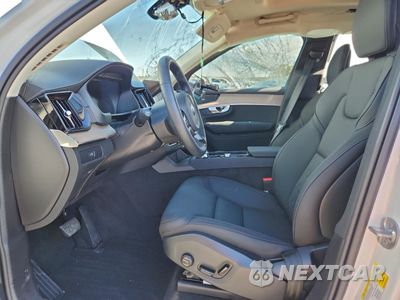 Zdjęcie 7 z 14 samochodu: 2025 VOLVO XC90 PLUS VIN:YV4062PB7S1372799 - miniatura