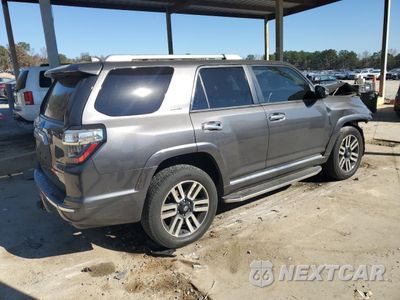Trzecie zdjęcie samochodu z tyłu: 2017 TOYOTA 4RUNNER SR5/SR5 PREMIUM VIN:JTEBU5JR2H5466286 - miniatura