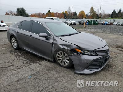 Czwarte zdjęcie samochodu z boku: 2020 TOYOTA CAMRY LE VIN:4T1C11AK1LU873734 - miniatura