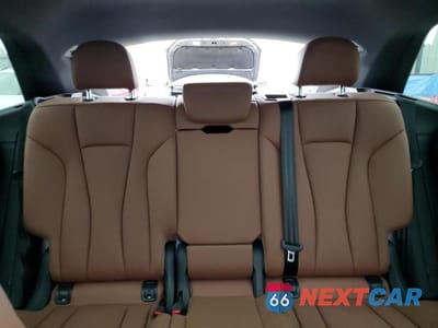 Zdjęcie 10 z 13 samochodu: 2025 AUDI Q8 PROGRESSIV VIN:WA1DVBF13SD009585 - miniatura