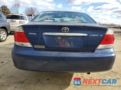 Zdjęcie 6 z 12 samochodu: 2005 TOYOTA CAMRY LE VIN:4T1BE30K45U089578 - miniatura