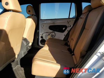 Zdjęcie 11 z 14 samochodu: 2024 VOLKSWAGEN TIGUAN SE VIN:3VVMB7AX6RM073143 - miniatura