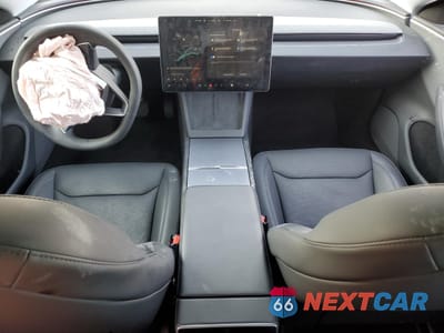 Zdjęcie 8 z 14 samochodu: 2025 TESLA MODEL 3 VIN:5YJ3E1EA8SF967126 - miniatura