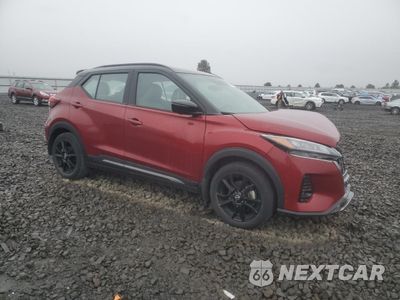 Czwarte zdjęcie samochodu z boku: 2023 NISSAN KICKS SR VIN:3N1CP5DV7PL536522 - miniatura
