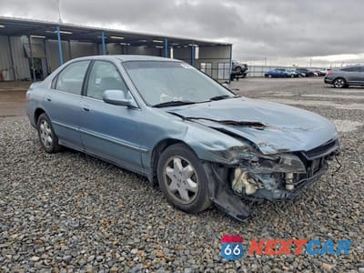 Czwarte zdjęcie samochodu z boku: 1995 HONDA ACCORD EX VIN:1HGCE6664SA031750 - miniatura