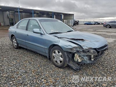Czwarte zdjęcie samochodu z boku: 1995 HONDA ACCORD EX VIN:1HGCE6664SA031750 - miniatura