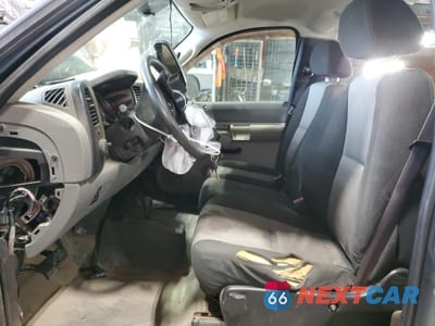 Zdjęcie 7 z 12 samochodu: 2009 GMC SIERRA K25 VIN:1GTHK44K59E124913 - miniatura