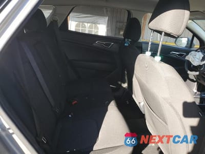 Zdjęcie 10 z 11 samochodu: 2024 KIA SPORTAGE LX VIN:KNDPUCDF0R7279814 - miniatura