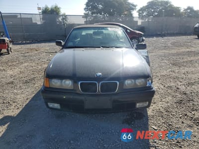 Piąte zdjęcie samochodu w środku: 1998 BMW 323 IC AUTOMATIC VIN:WBABJ8323WEM21351 - miniatura