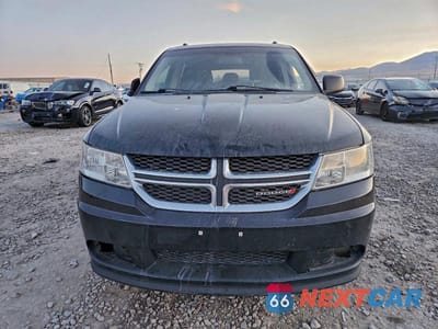 Piąte zdjęcie samochodu w środku: 2016 DODGE JOURNEY SE VIN:3C4PDCAB5GT195160 - miniatura