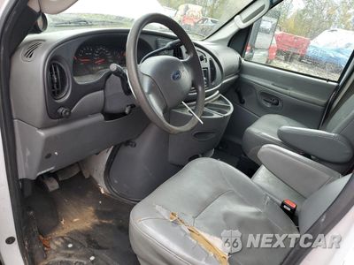 Zdjęcie 8 z 12 samochodu: 2006 FORD ECONOLINE E450 SUPER DUTY CUTAWAY VAN VIN:1FDXE45S16DB22204 - miniatura