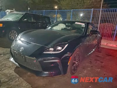 2022 TOYOTA GR 86 JF1ZNBB15N9758404 - główne zdjęcie licytacji z USA - miniatura