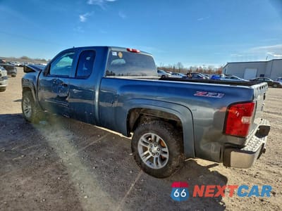 Drugie zdjęcie samochodu z przodu: 2010 CHEVROLET SILVERADO K1500 LT VIN:1GCSKSE39AZ292715 - miniatura