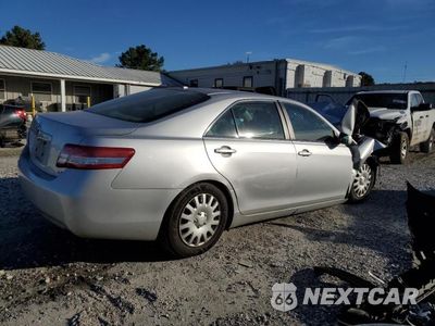 Trzecie zdjęcie samochodu z tyłu: 2011 TOYOTA CAMRY BASE VIN:4T1BF3EK7BU191443 - miniatura