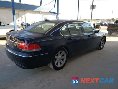 Trzecie zdjęcie samochodu z tyłu: 2006 BMW 750 LI VIN:WBAHN83586DT32678 - miniatura