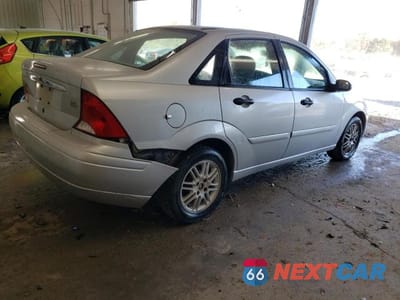 Trzecie zdjęcie samochodu z tyłu: 2000 FORD FOCUS ZTS VIN:1FAFP3831YW147738 - miniatura