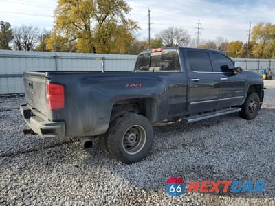 Trzecie zdjęcie samochodu z tyłu: 2019 CHEVROLET SILVERADO K3500 LTZ VIN:1GC4KXEY1KF254268 - miniatura