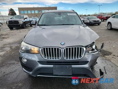 Piąte zdjęcie samochodu w środku: 2017 BMW X3 XDRIVE28I VIN:5UXWX9C54H0D98036 - miniatura