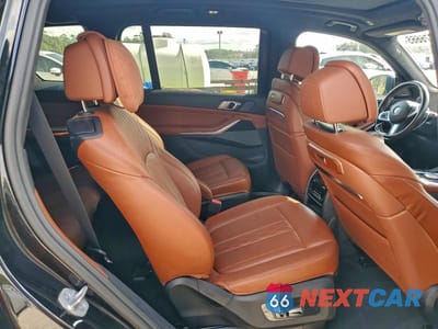 Zdjęcie 11 z 13 samochodu: 2024 BMW X7 VIN:5UX23EM0XR9S34239 - miniatura