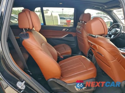 Zdjęcie 11 z 14 samochodu: 2024 BMW X7 XDRIVE40I VIN:5UX23EM0XR9S34239 - miniatura