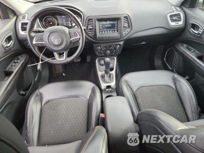Zdjęcie 8 z 13 samochodu: 2018 JEEP COMPASS LATITUDE VIN:3C4NJDBB5JT336272 - miniatura