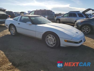 Czwarte zdjęcie samochodu z boku: 1994 CHEVROLET CORVETTE VIN:1G1YY22P3R5110101 - miniatura