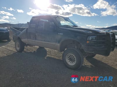 Czwarte zdjęcie samochodu z boku: 2000 FORD F250 SUPER DUTY VIN:1FTNX21FXYED10817 - miniatura