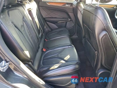 Zdjęcie 11 z 14 samochodu: 2018 LINCOLN MKC SELECT VIN:5LMCJ2C97JUL08298 - miniatura