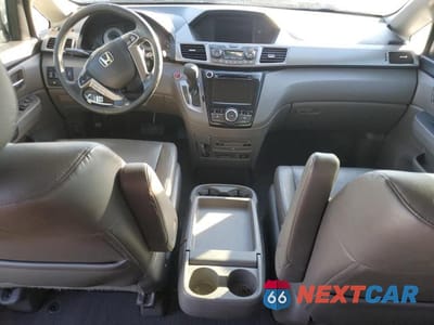 Zdjęcie 8 z 13 samochodu: 2016 HONDA ODYSSEY EXL VIN:5FNRL5H68GB095262 - miniatura