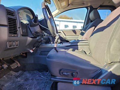 Zdjęcie 7 z 13 samochodu: 2012 NISSAN TITAN S VIN:1N6AA0CC2CN328161 - miniatura