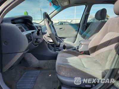 Zdjęcie 7 z 12 samochodu: 2000 TOYOTA CAMRY CE VIN:JT2BG22K7Y0382417 - miniatura
