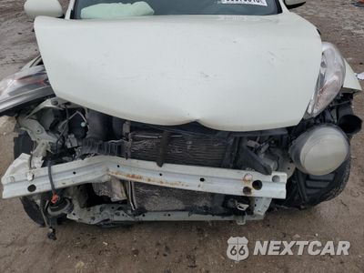 Zdjęcie 11 z 13 samochodu: 2012 NISSAN JUKE S VIN:JN8AF5MRXCT105211 - miniatura