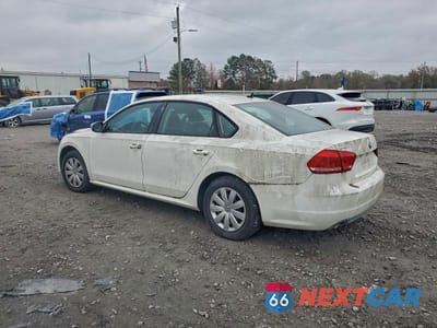 Drugie zdjęcie samochodu z przodu: 2013 VOLKSWAGEN PASSAT S VIN:1VWAP7A30DC053140 - miniatura