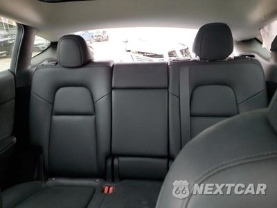 Zdjęcie 10 z 12 samochodu: 2023 TESLA MODEL Y VIN:7SAYGDEE8PA026285 - miniatura